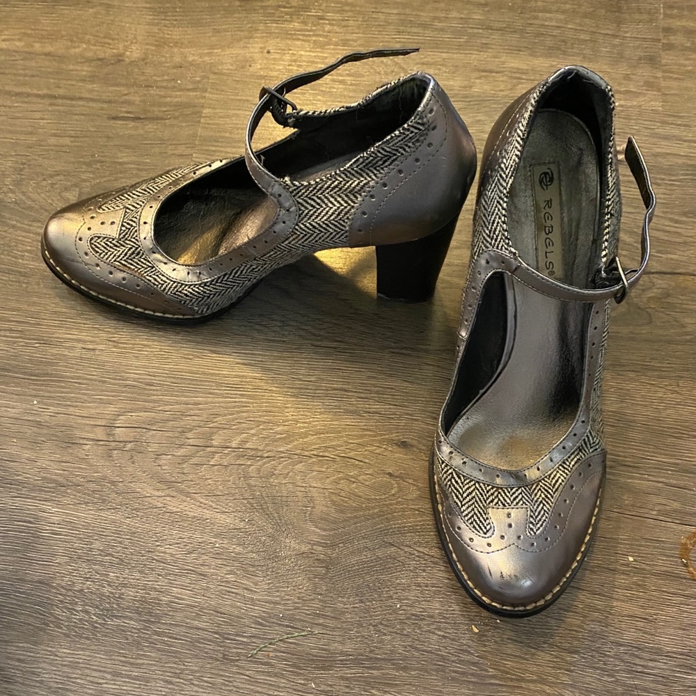 Silver Heel Rebels